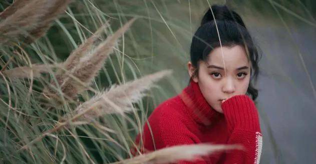 嘉行一姐，乐华一姐，壹心一姐，看到哇唧唧哇：她是谁？