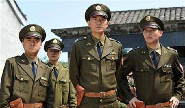 1945年我情报员华克之，与日军少将“推心置腹”，智取194挺机枪